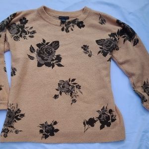 Chelsea &theodore.  Sweater.